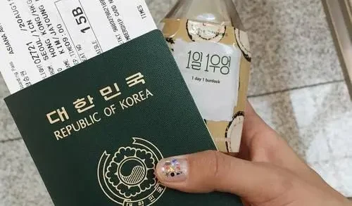 175 Aesthetic Travel Captions for Instagram with Adventure Vibes